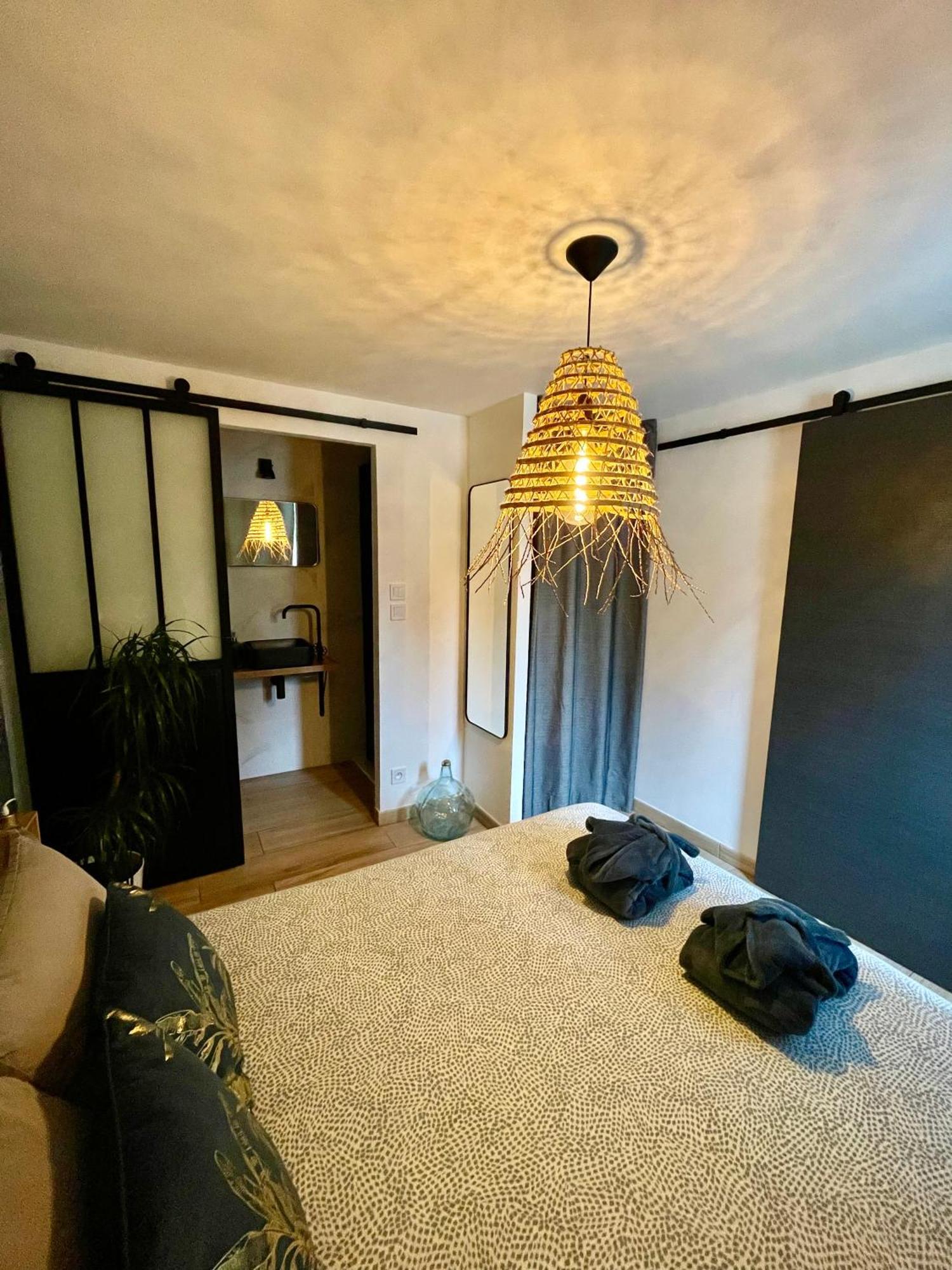 Villa Les Oliviers Spa Privatif Бандоль Экстерьер фото